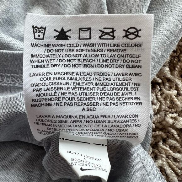 Nike Dry-Fit Golf Athletic Short Sleeve Gray Sport Tee Size L - Picture 7 of 7